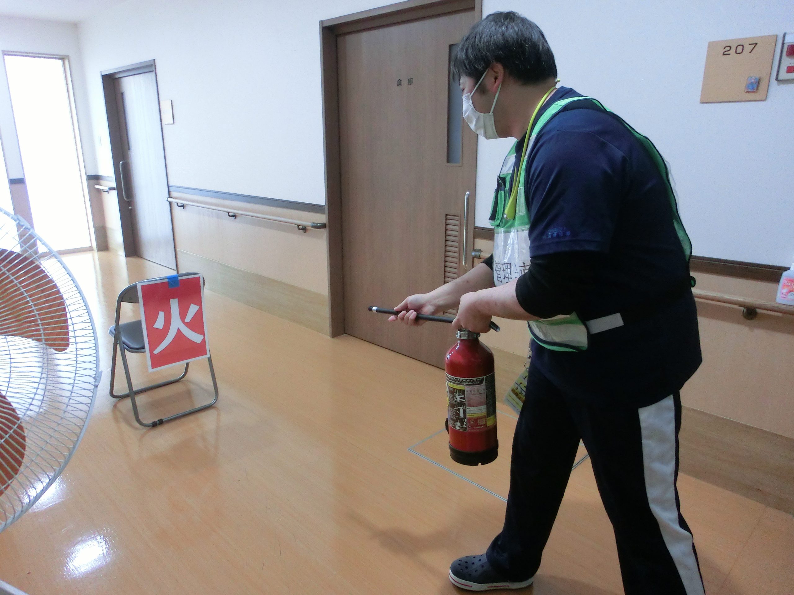 ～避難訓練を行いました～